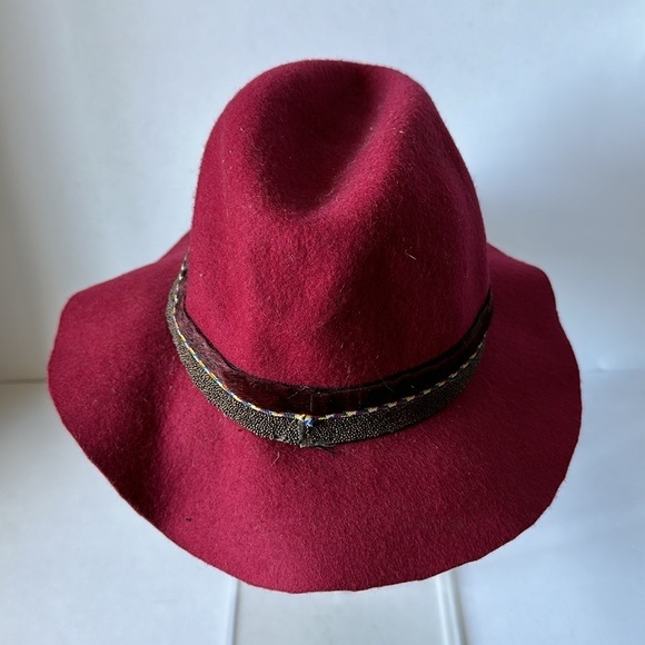 MUCHE ET MUCHETTE Burgundy Wool Hat - Picture 3 of 8